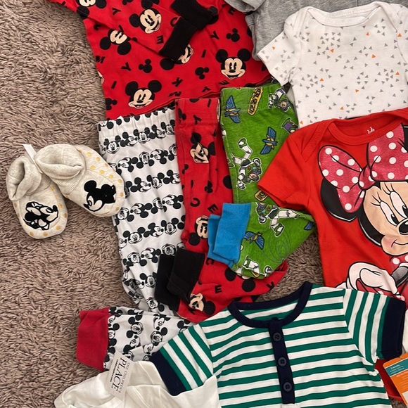 GENTLY USED BABY CLOTHES - DISNEY, CARTERS, THE CHILDRENS PLACE, TARGET, WALMART - Picture 5 of 8